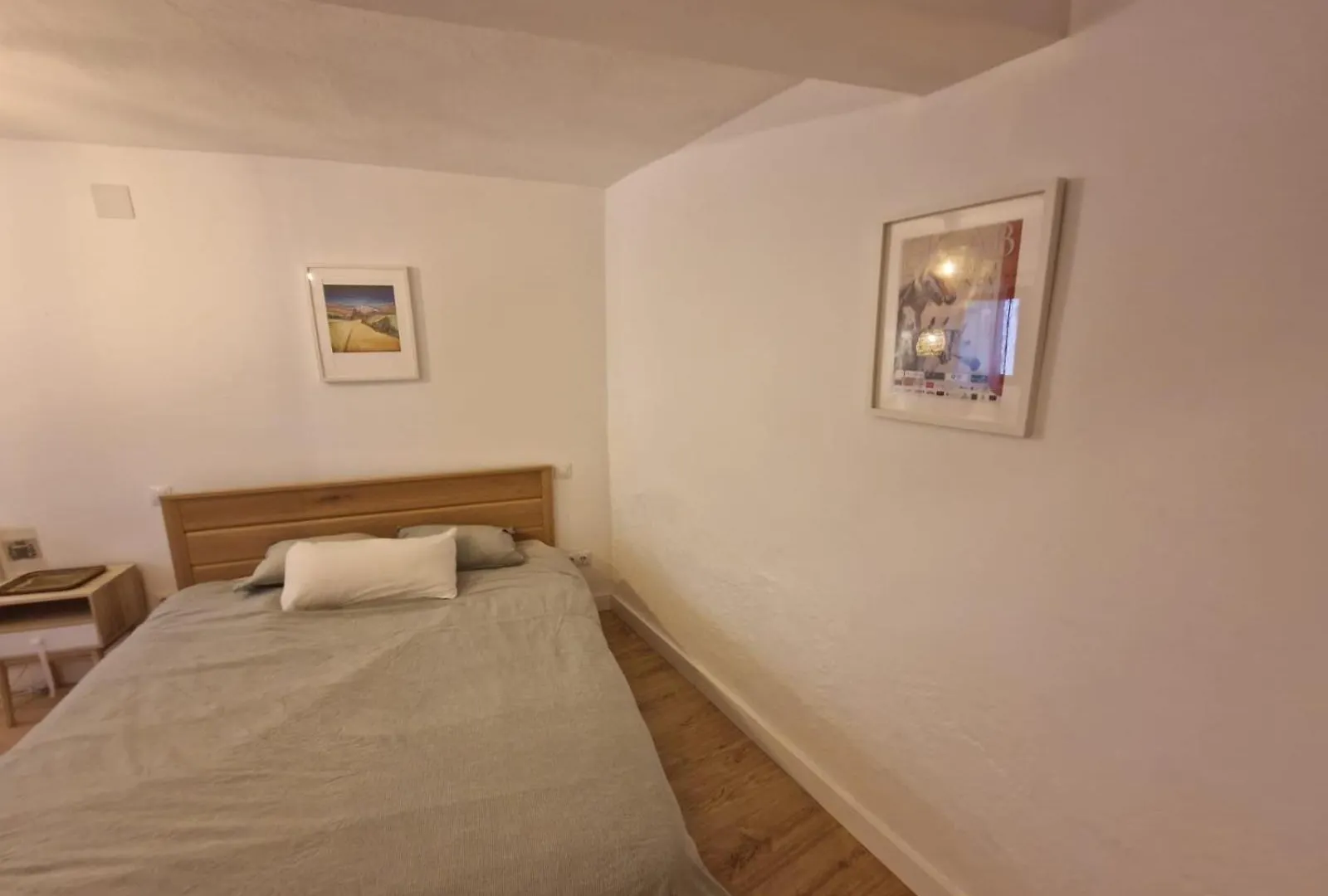 Habitacion Individual Tranquila Con Bano Privado En Piso Compartido 马拉加 公寓